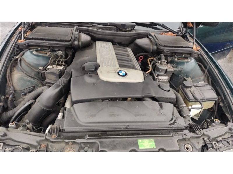 Лючок топливного бака BMW 5 E39 2001