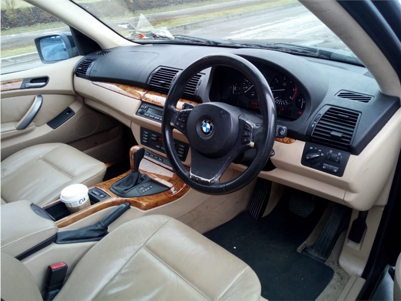 Пневмоподушка BMW X5 E53 2004