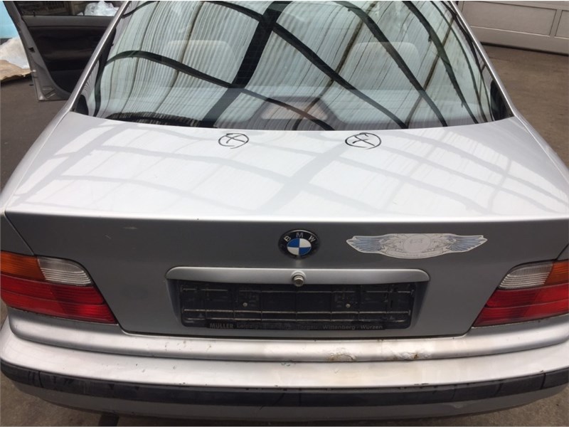 Стекло двери задней правой BMW 3 E36 1997